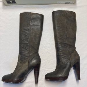 Frye Harlow Campus boots size 8